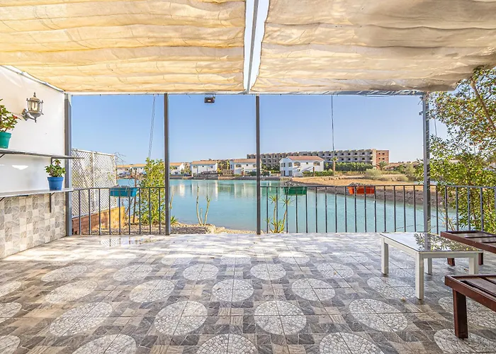 Aden Side -أجانب فقط 3* Hurgada